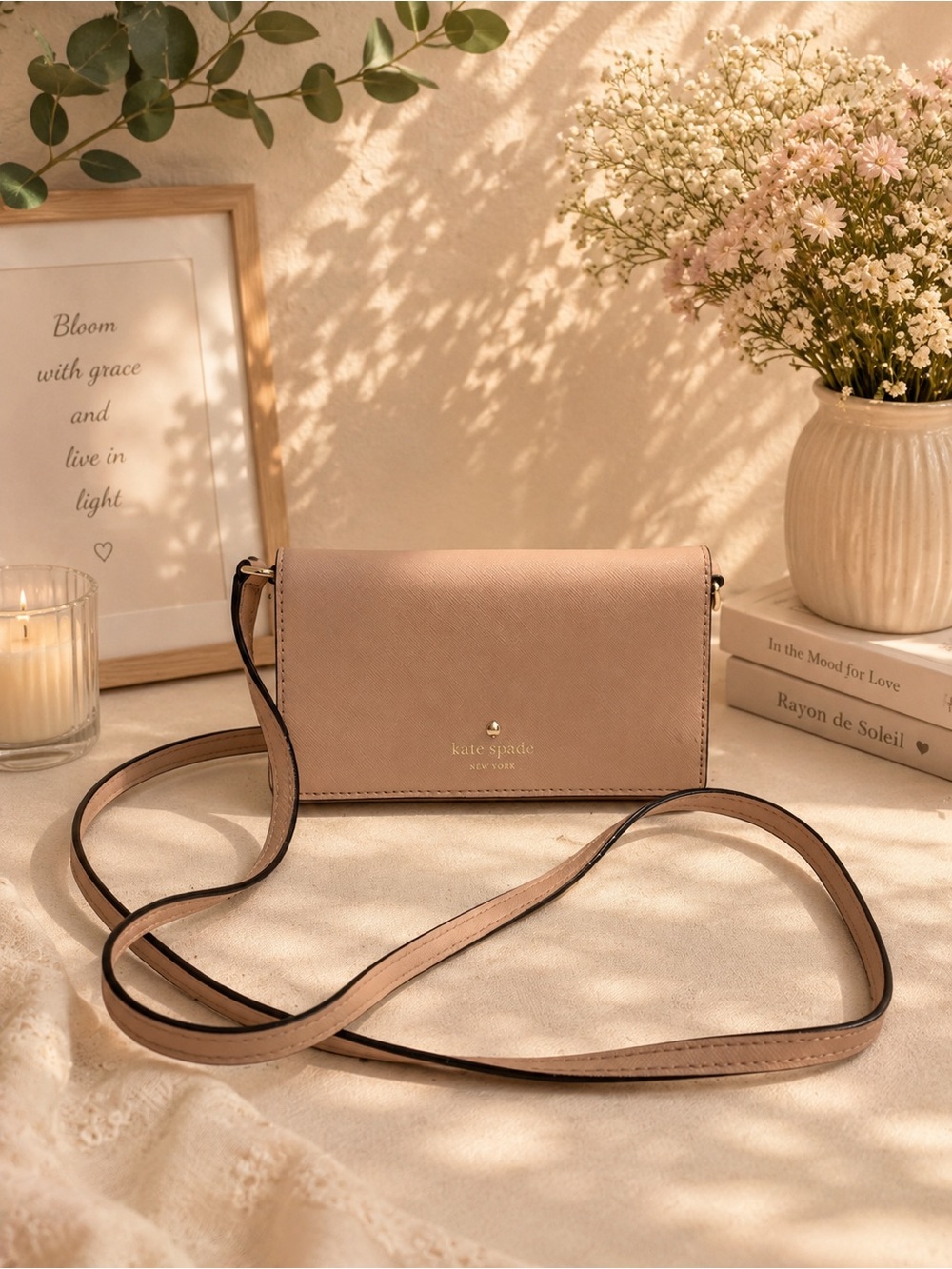 Kate Spade New York Women’s Crossbody Pink Beige Purse Gold Accents Leather EUC